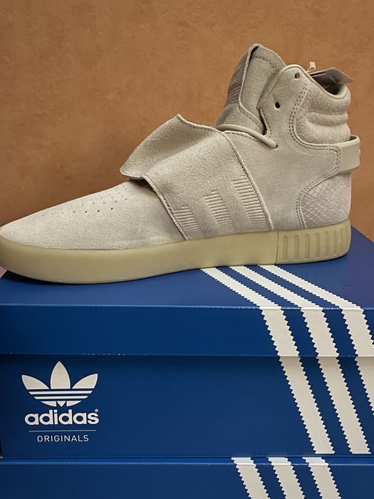 Wyprzedaż sneakersy męskie Adidas Tubular Invader Strap.