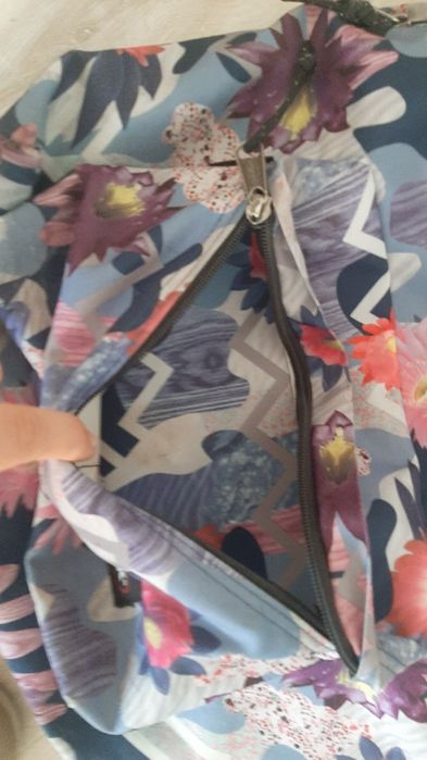 Mochila às flores