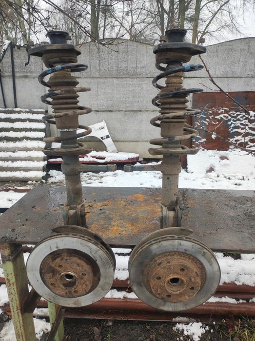 Продам стойки  перед Калина стан супер