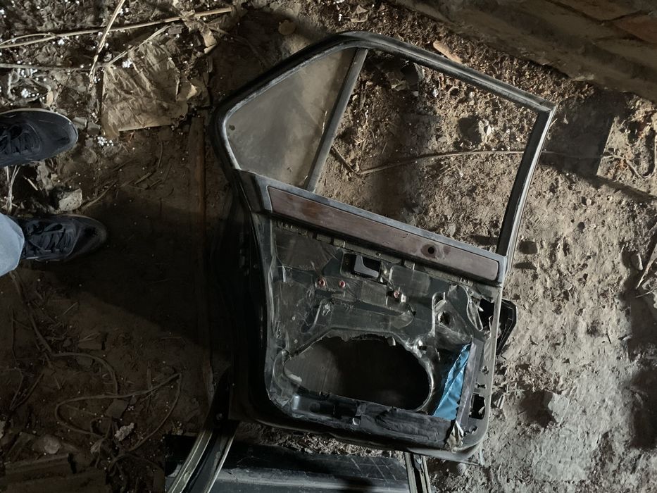 Бмв двері розбор е23 7 серия «СЕМЕРКА» розбор BMW