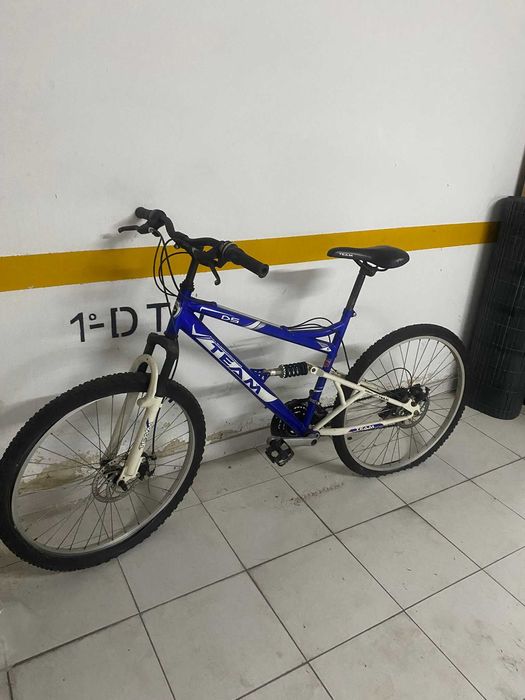 Bicicleta em muito bom estado