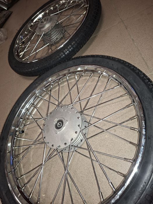 Odrestaurowane wycentrowane kola r17"romet ogar 200,205