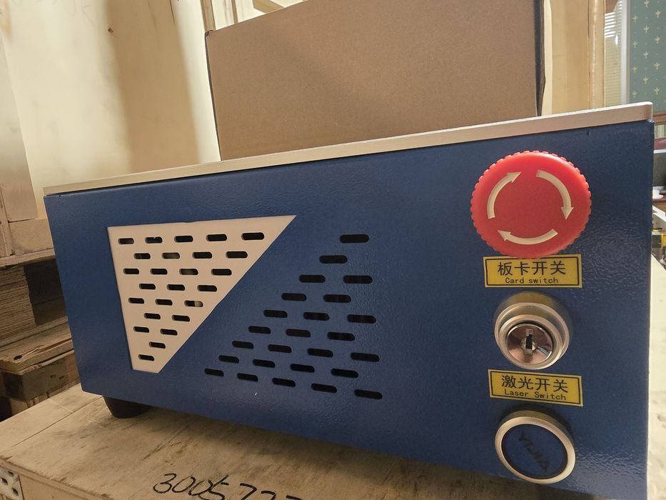 Лазерний гравер RAYCUS 50W