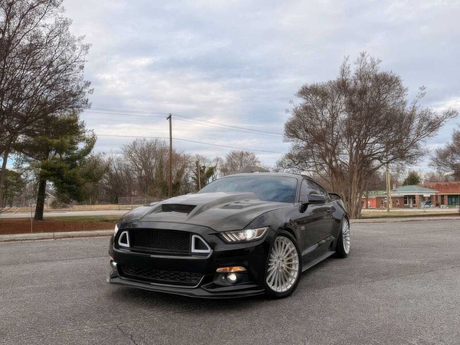 Ford Mustang GT Premium      2015