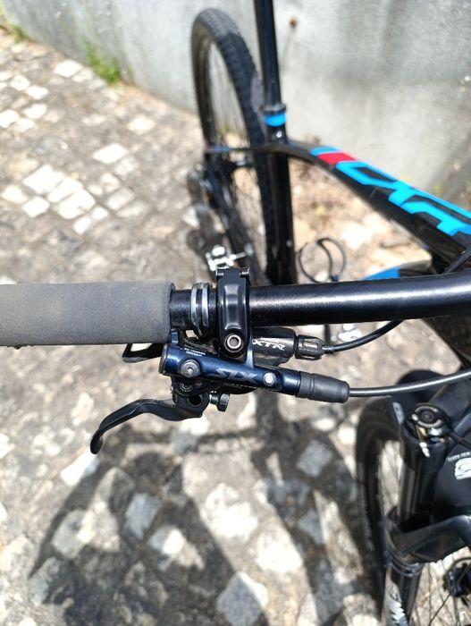 Bicicleta full carbono