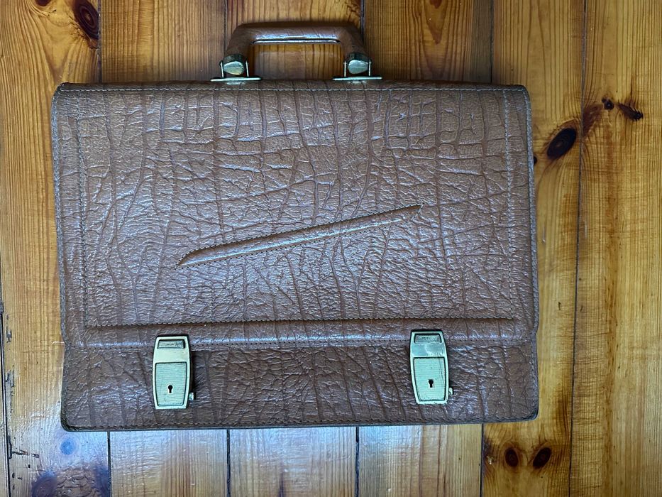 Teczka skórkowa nieużywana