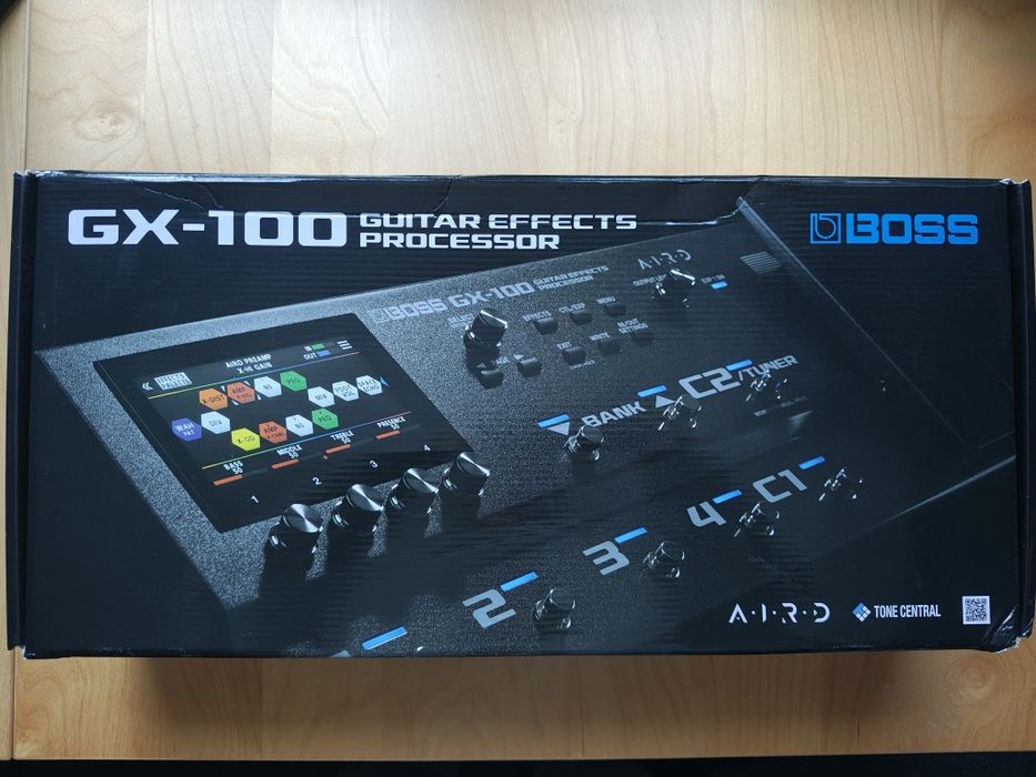 Multiefekt Boss GX-100 z BT-Dual