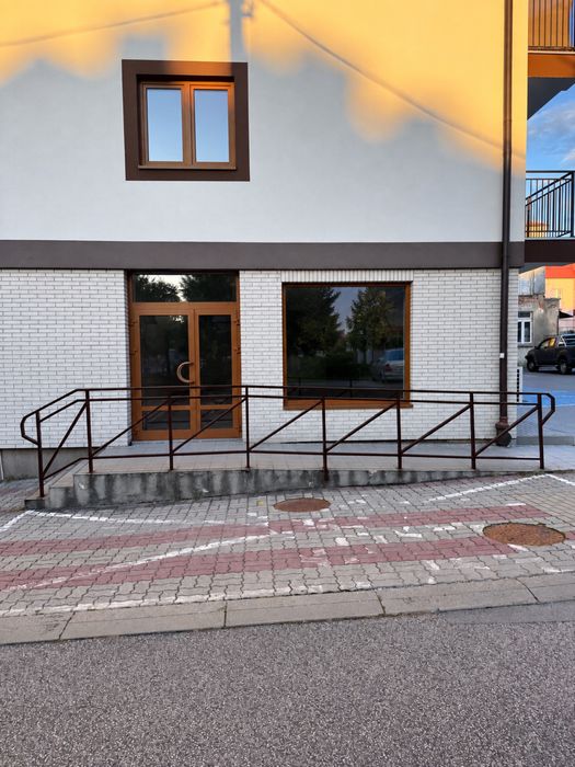 Lokal usługowy na wynajem | centrum Dąbrowy Tarnowskiej
