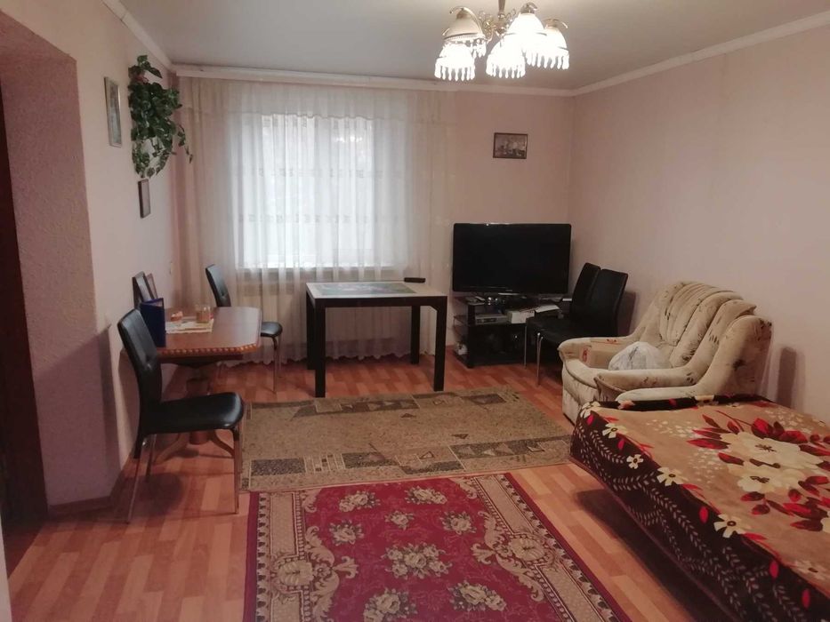 Продам двоповерховий будинок в Лозуватці, вул. Калинова (Свердлова)