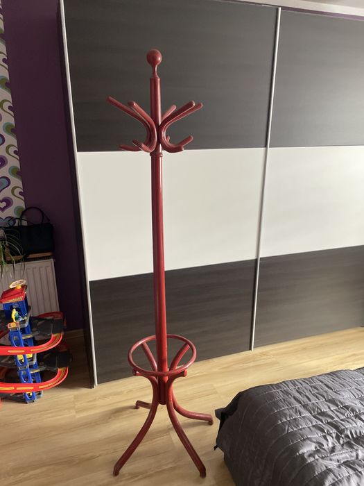 Wieszak drewniany czerwony PRL 186 cm