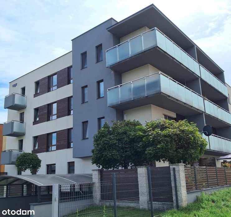Nowoczesne mieszkanie z ogródkiem w apartamentowcu w Toruniu