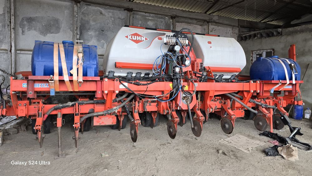 Сівалка Kuhn Maxima 2TM