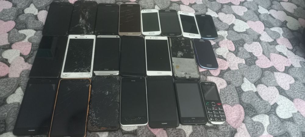 Продам телефони Samsung