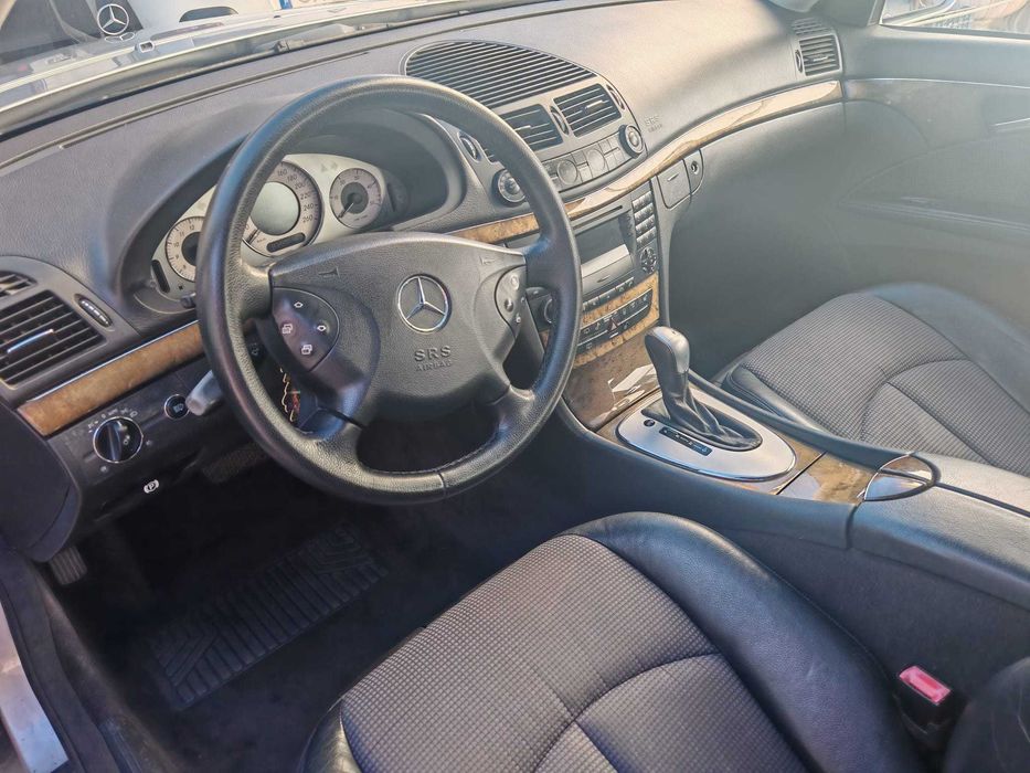 Mercedes E270 CDI Avantgard — photo 4