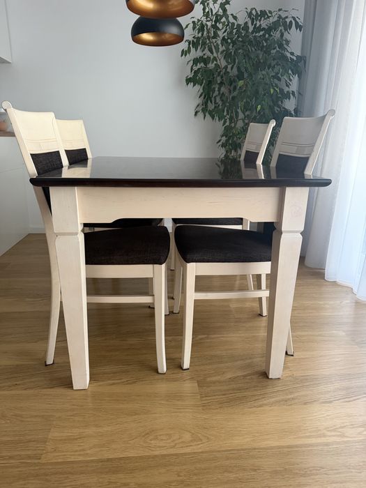 Prowansalski stół rozkładany 140-190x90 cm + 4 krzesła z plamoodporną technologią