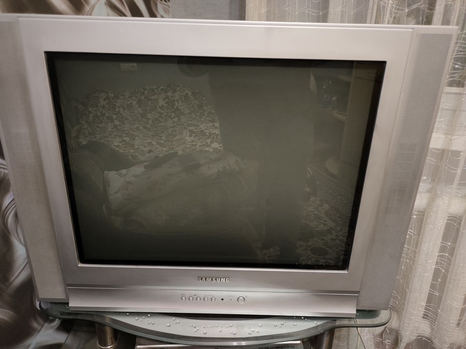 Продам телевизор Samsung