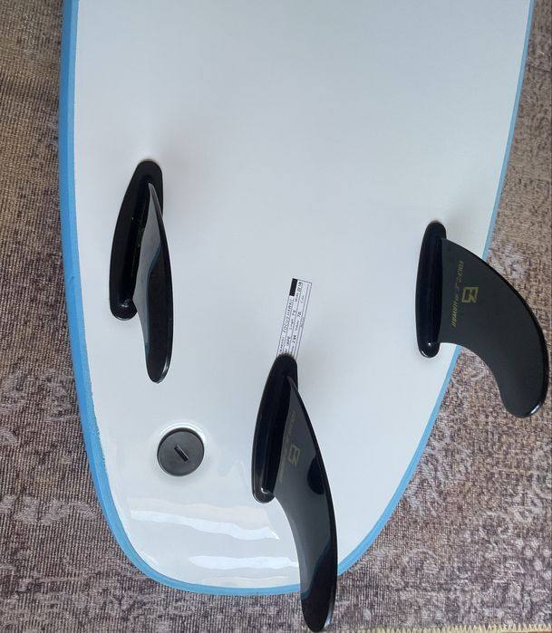 Prancha Surf Focus Hawaii Step Up 7’0” + Quilhas + Leash – Pouco Uso