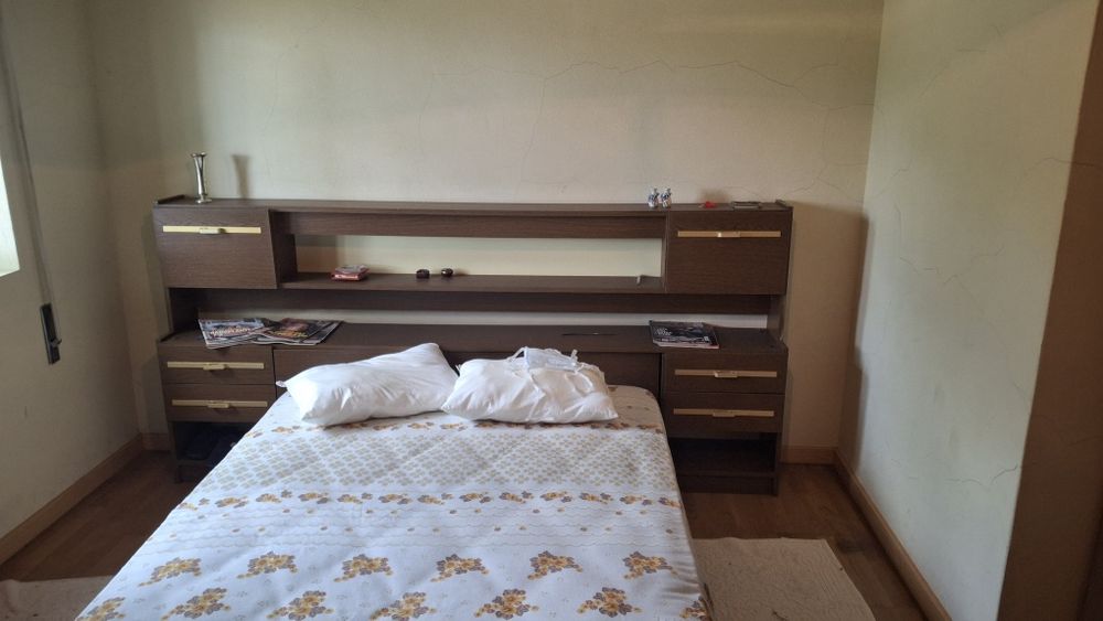 Mobília de quarto contraplacado a imitar madeira