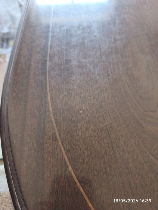 Mesa de sala de jantar