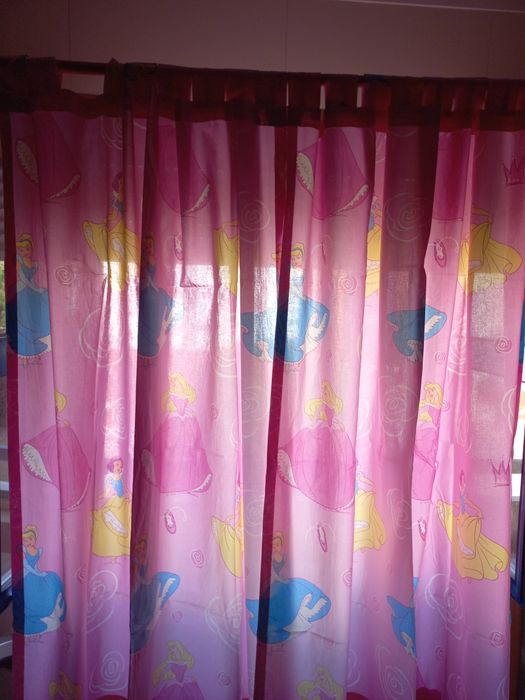 Cortinas decorativas princesas da Disney
