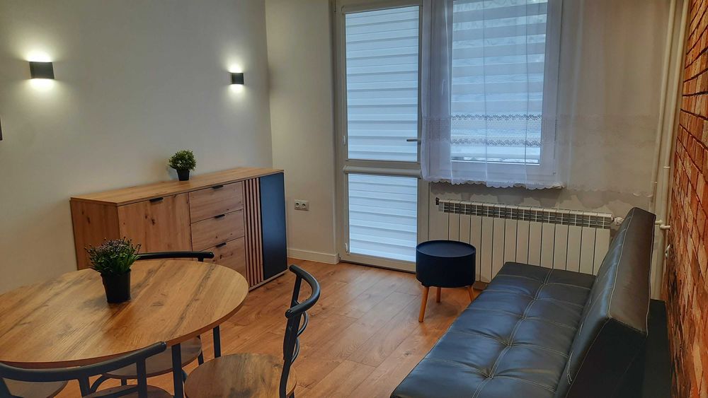 Wynajmę mieszkanie umeblowane po generalnym remoncie parter