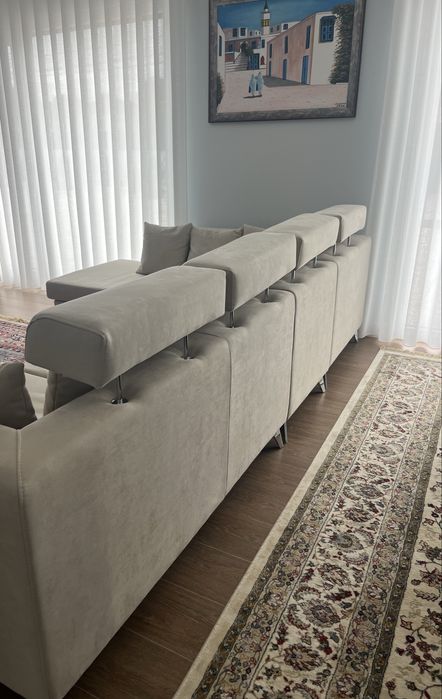 Sofá com chaise longue