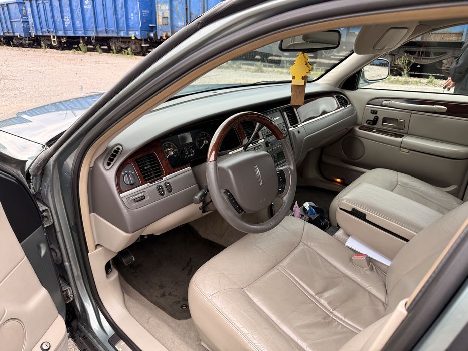 Lincoln town car 4.6 b/g