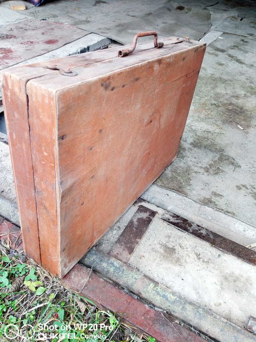 Ретро футляр для інструментів.