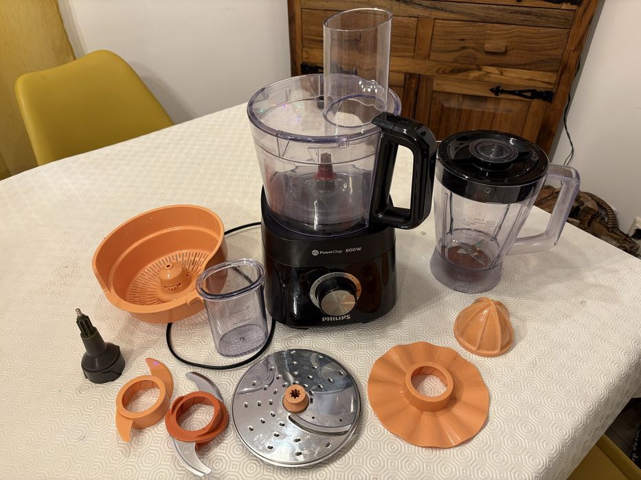 Processador Philips PowerChop 800W a funcionar perfeitamente
