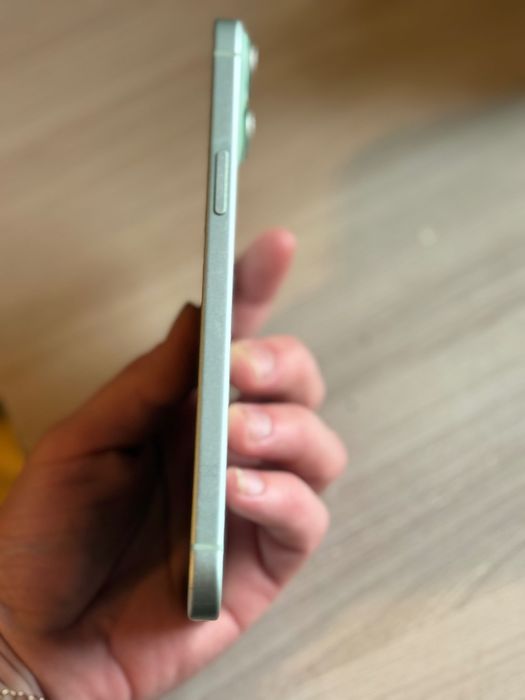 Telefon iphone 15 plus