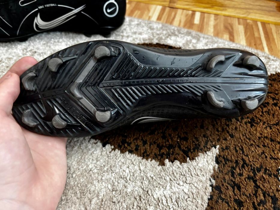 Бутси Nike Mercurial Superfly 8 Club 41 розмір: 1 100 грн