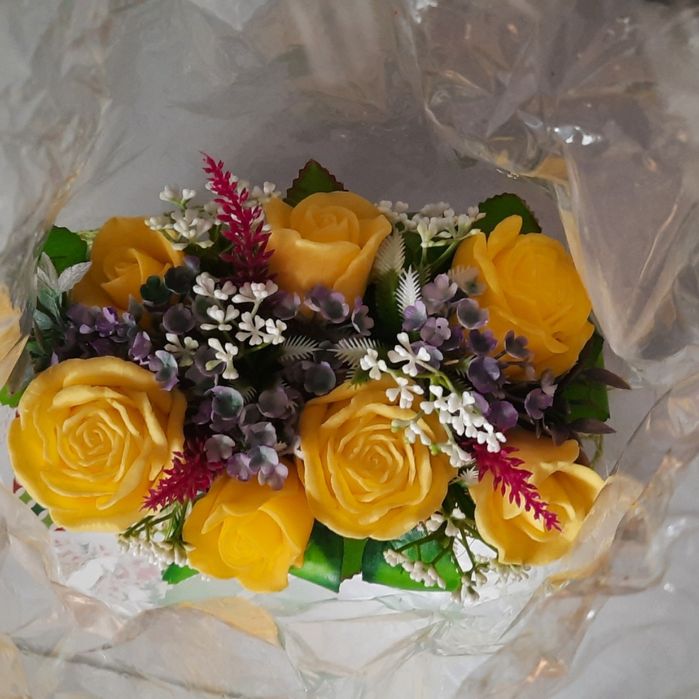 Подарок букет роз из мыла