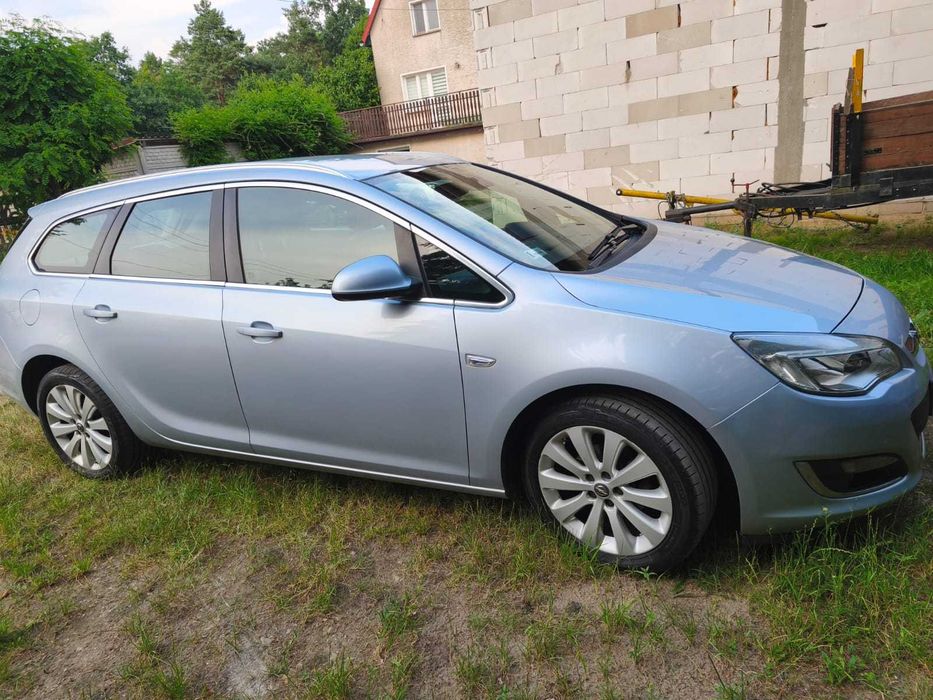 Opel Astra 1.4 sports tourer benzyna kombi