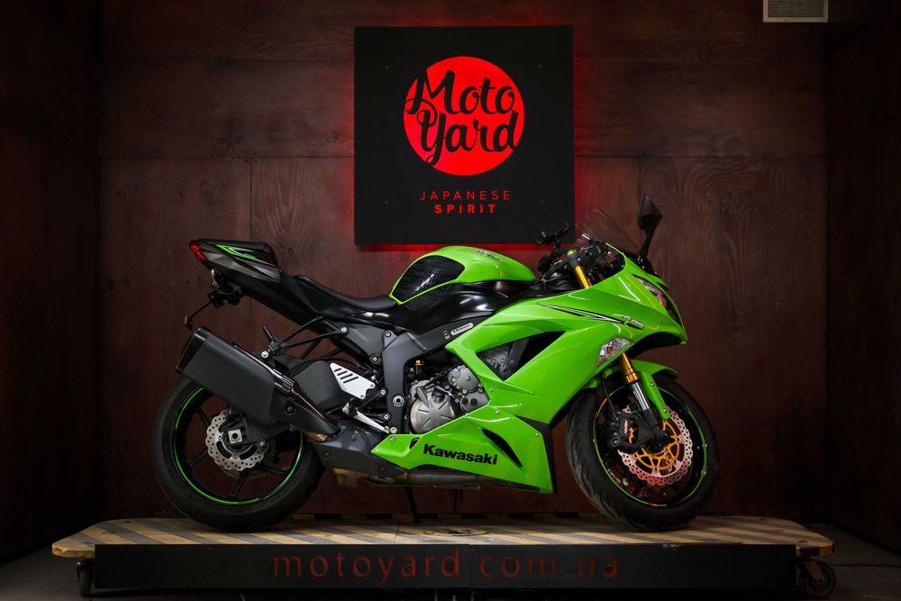 Kawasaki ZX-6R 636 із Японії
