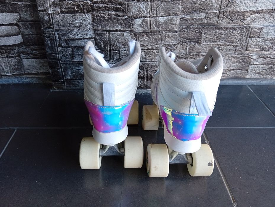 Patins de 4 rodas para criança