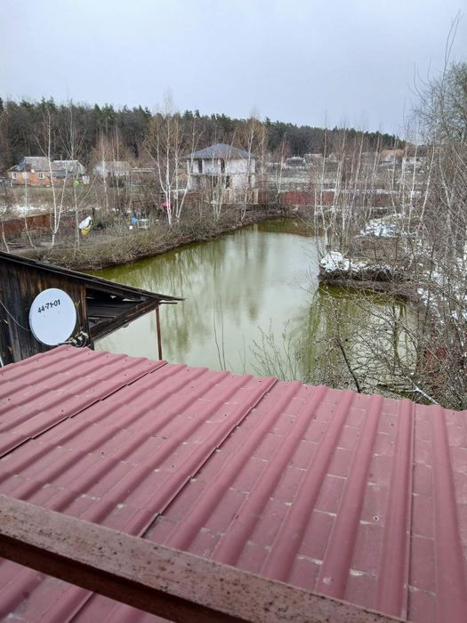 Здається будинок,кінець Богунії,для 3-5 чоловіків.