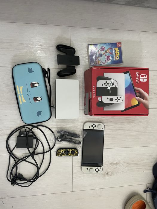 Nintendo switch oled+ karta pamięci 128gb + etui + gra kao the kangaroo