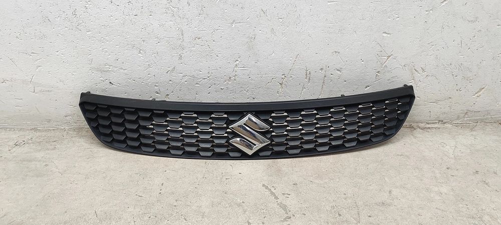 Darmowa Wysyłka Grill Atrapa Suzuki Swift Mk7