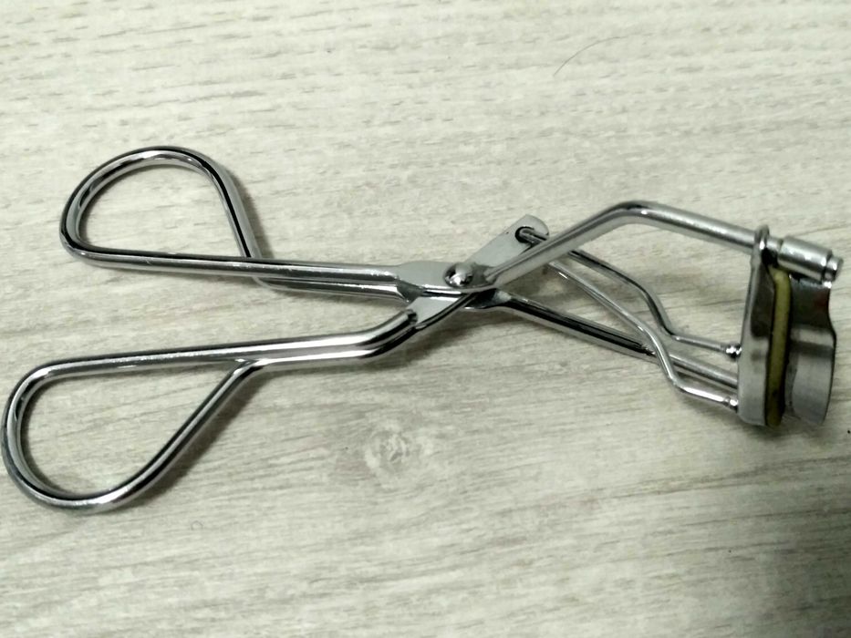 Zalotka do rzęs Metalowa z gumką