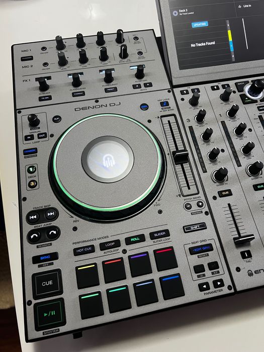 DENON PRIME 4+ plus DJ standalone