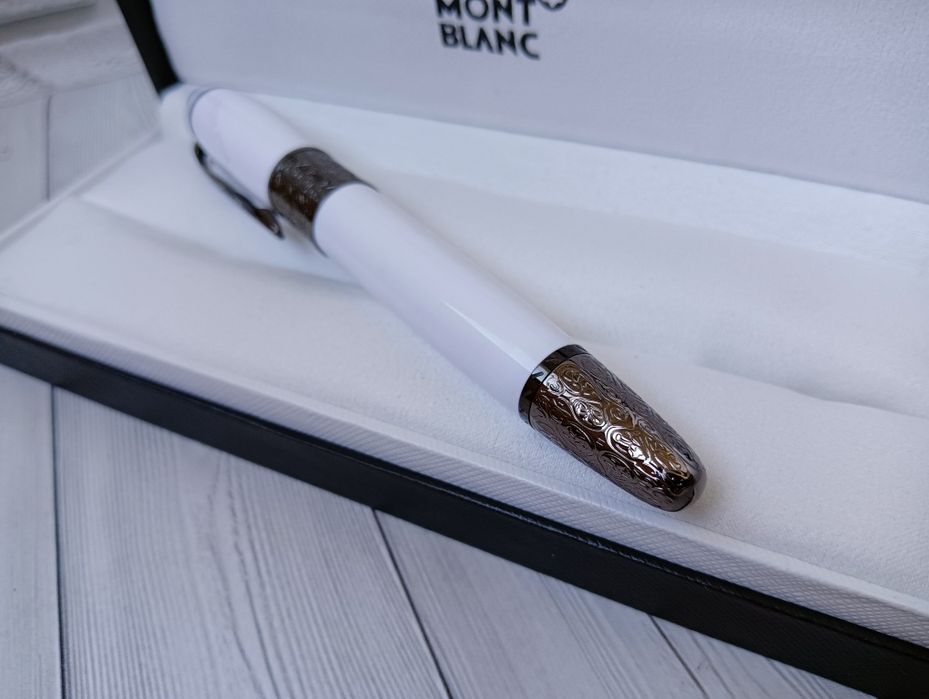 Кулькова ручка Montblanc Daniel Defoe шариковая ручка