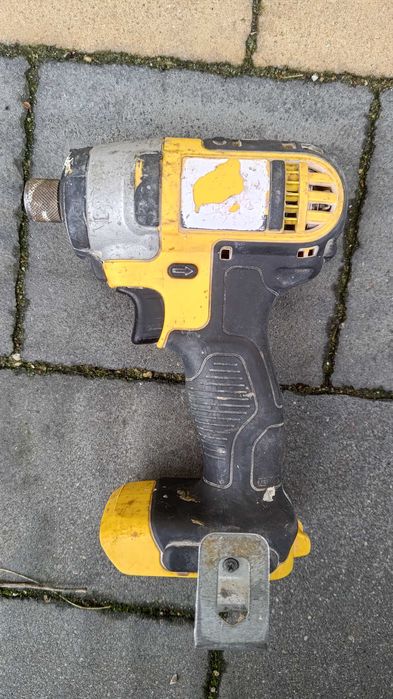 Wkrętarka DEWALT 18V Zakrętarka Wiertarka