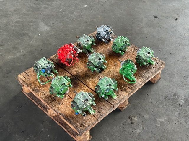 Pompa wtryskowa DENSO  John Deere komplet paleta