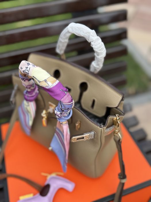 Шкіряна сумка в стилі Hermes Birkin 25 см.