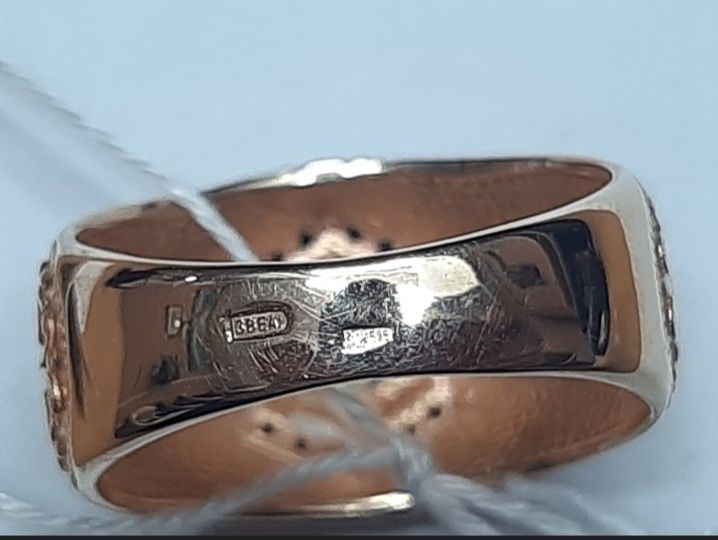 Чоловічий золотий перстень