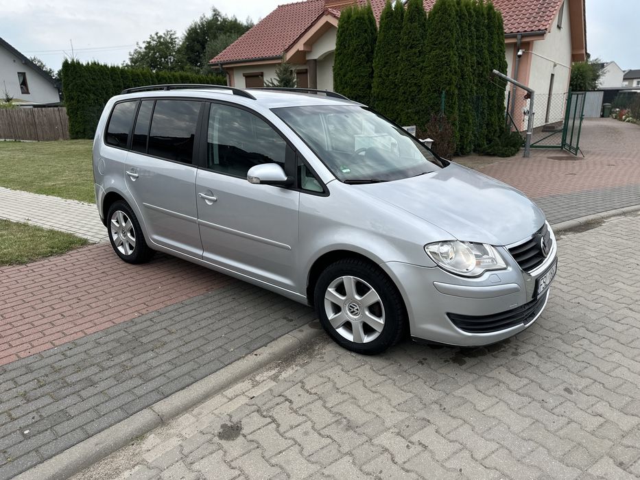 Vw Turan 1,9diesel LIFT 7foteli hak tempomat