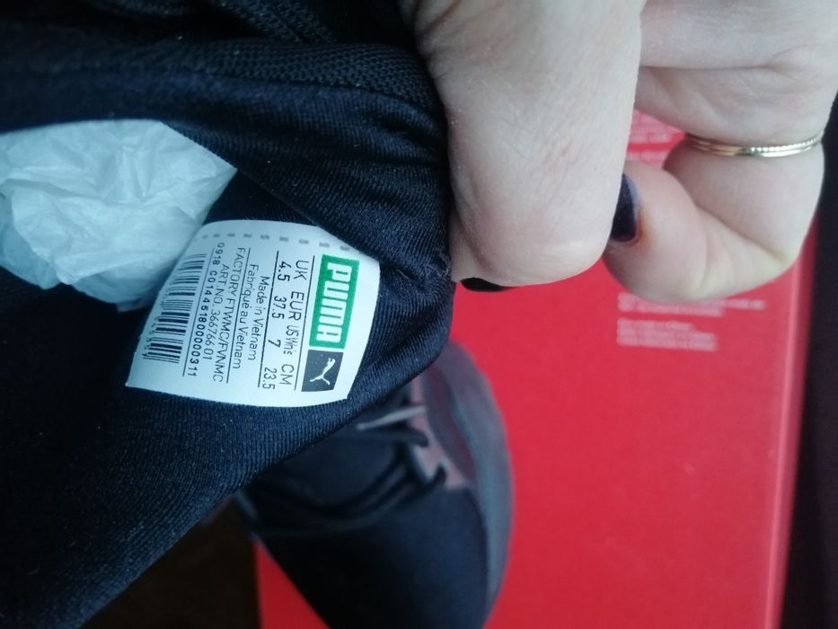 Puma damskie czarne adidasy r. 37