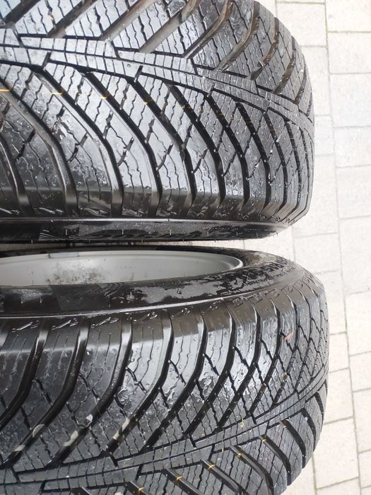 Opony zimowe 205 60 R15 Koła Felgi BMW styling 36  15