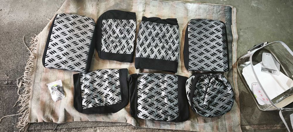 Авто чохли Нові.