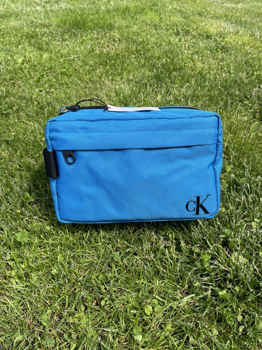 Новая сумка-косметичка calvin klein (ck unisex Travel Kit) c Америки